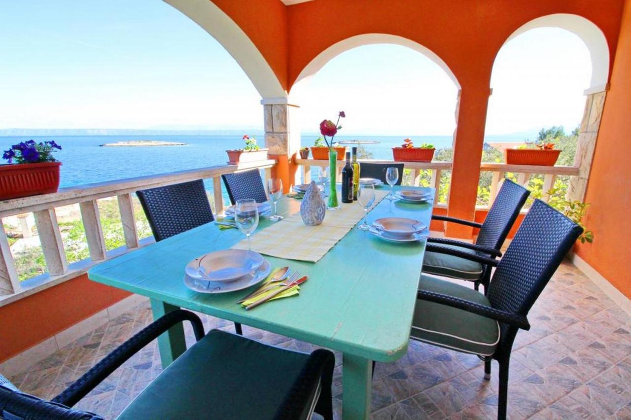 Apartments Sea Line Приградица Экстерьер фото